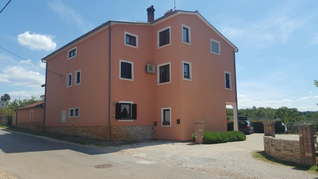 Apartments Sorgo Novigrad Istria Exteriör bild